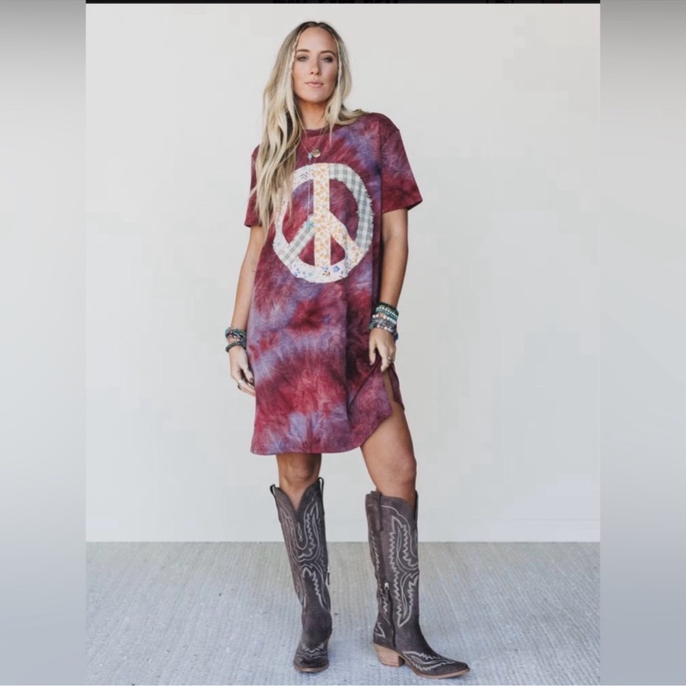 Three Birds Nest Peace And Tie Dye T-Shirt Dress NEW